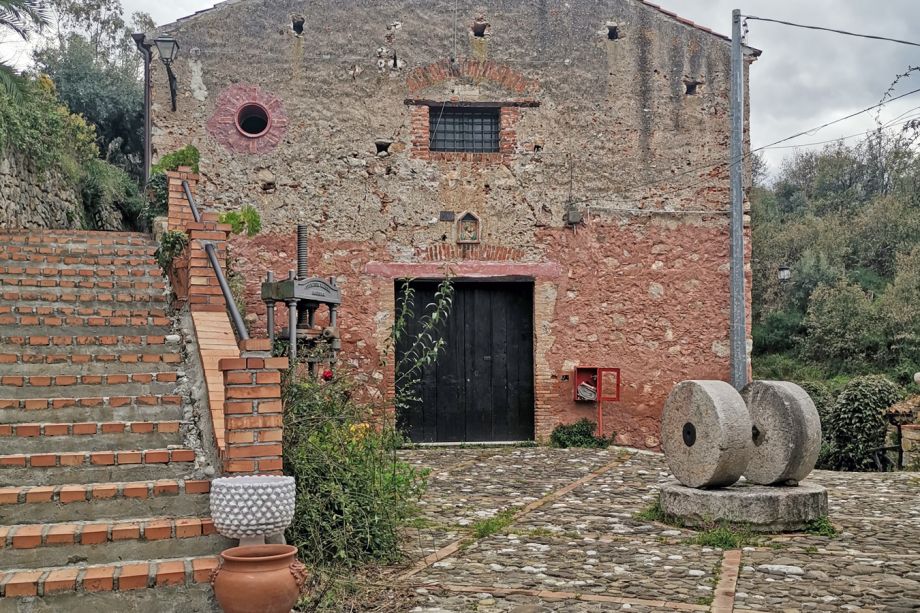 Macina Santo Pietro Agriturismo